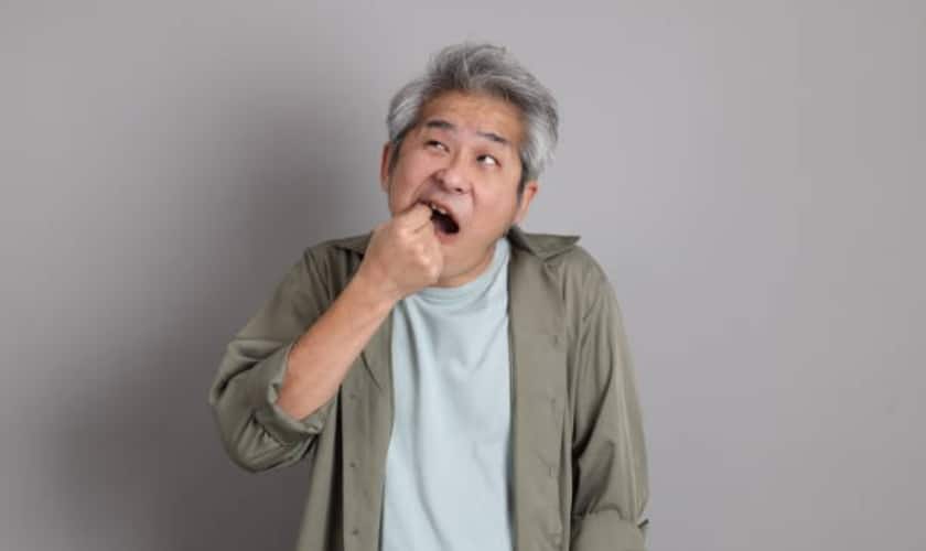 does food get stuck under all-on-x dental implants